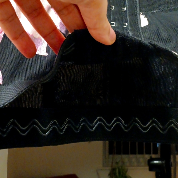 Cute corset cropped top! - Picture 5 of 8